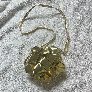 Gold present bag